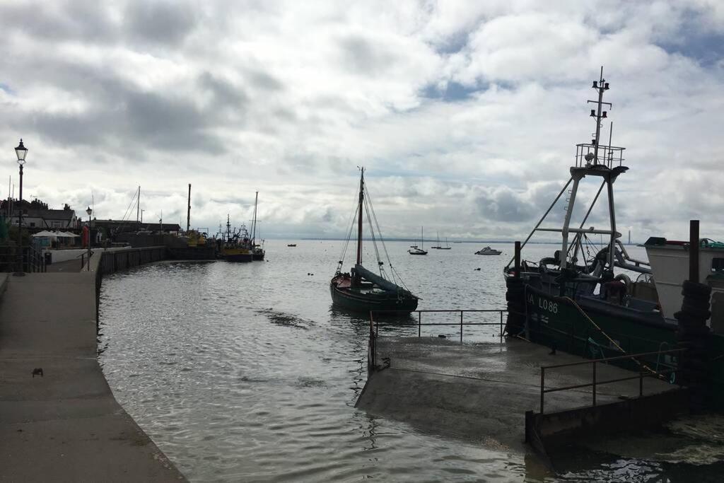 Lovely Seaside Ground Floor Cottage Old Leigh Leigh-on-Sea Exterior foto
