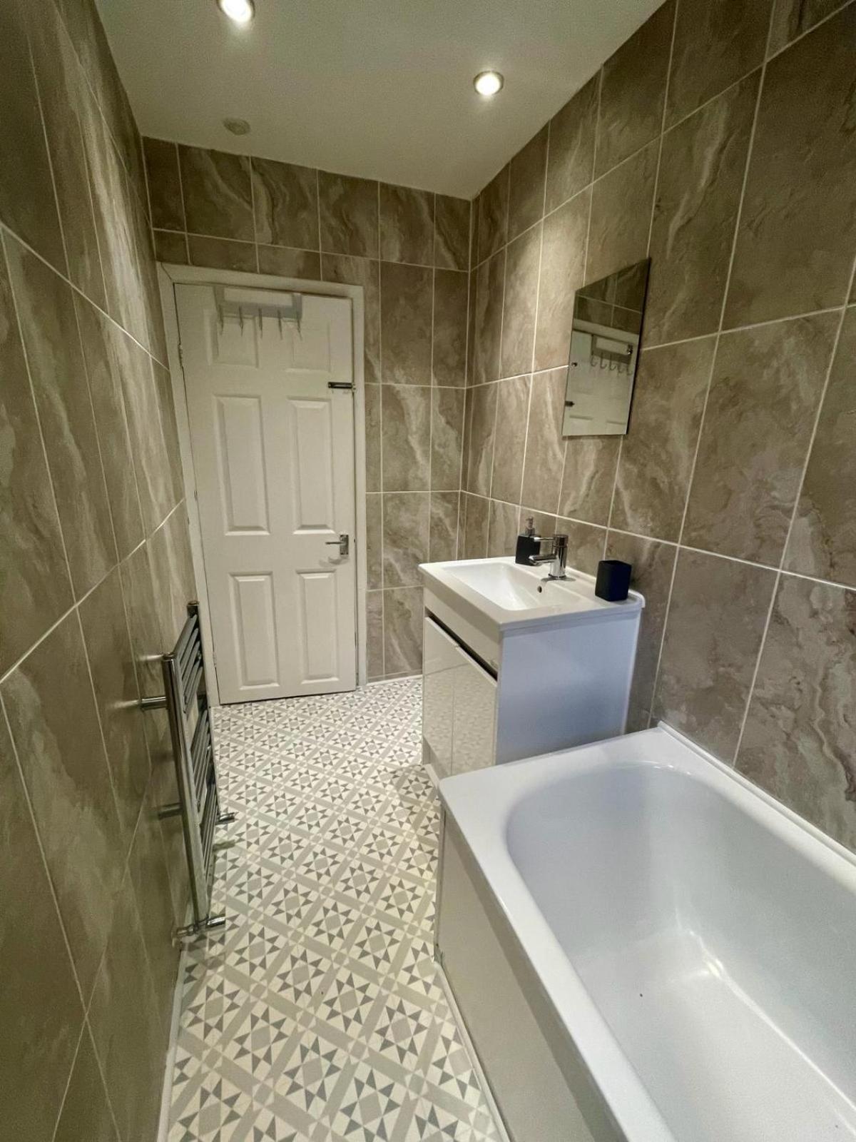 Lovely Seaside Ground Floor Cottage Old Leigh Leigh-on-Sea Exterior foto